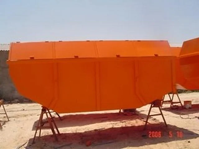حاوية نفايات كبيرة
